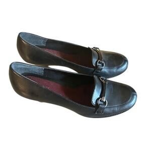 Aerosoles Black Leather Loafer Heels – Women’s Size 7.5 (EU 38.5)